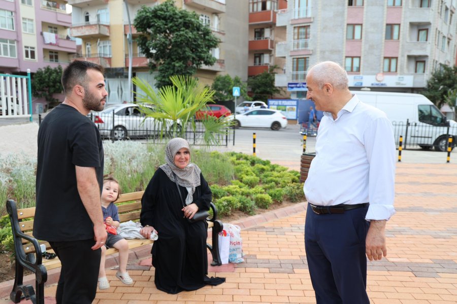 Başkan Büyükgöz Yeni Yapılan Parkı İnceledi