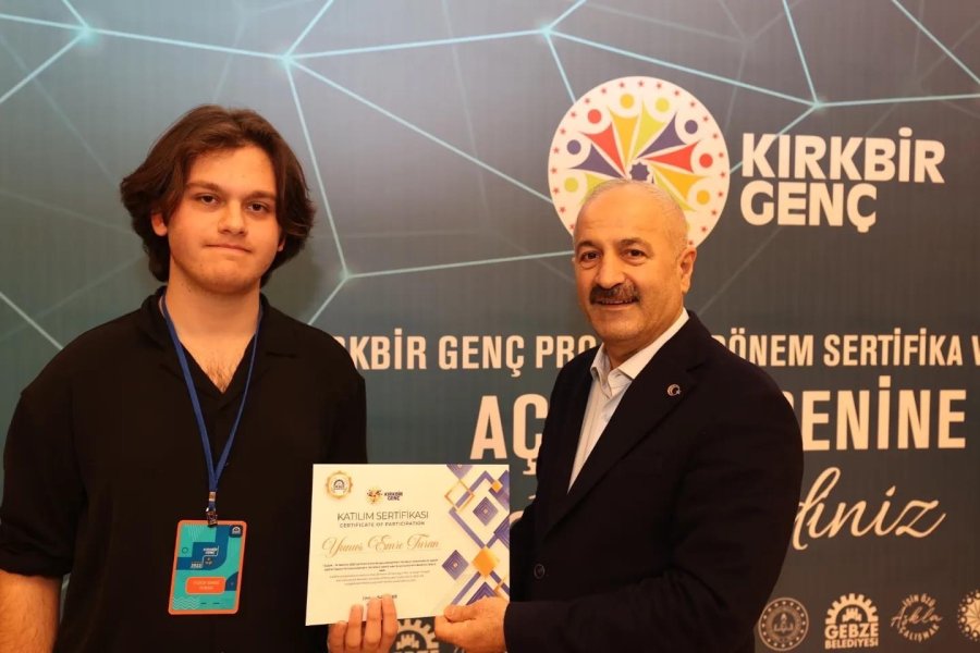 41 Genç’te Sertifikalar Başkan Büyükgöz’den 