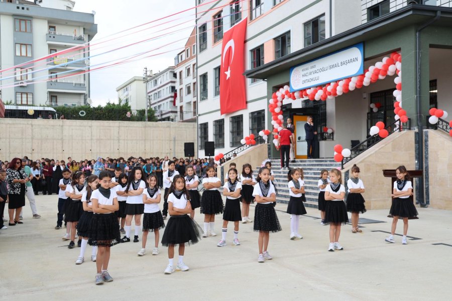 Gebze’de Yeni Eğitim Yılı Coşkuyla Başladı