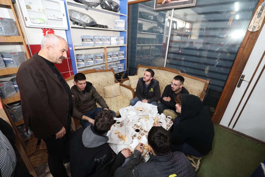 Başkan Adayı Büyükgöz’den Tatlıkuyu Esnafına Hayırlı İşler 