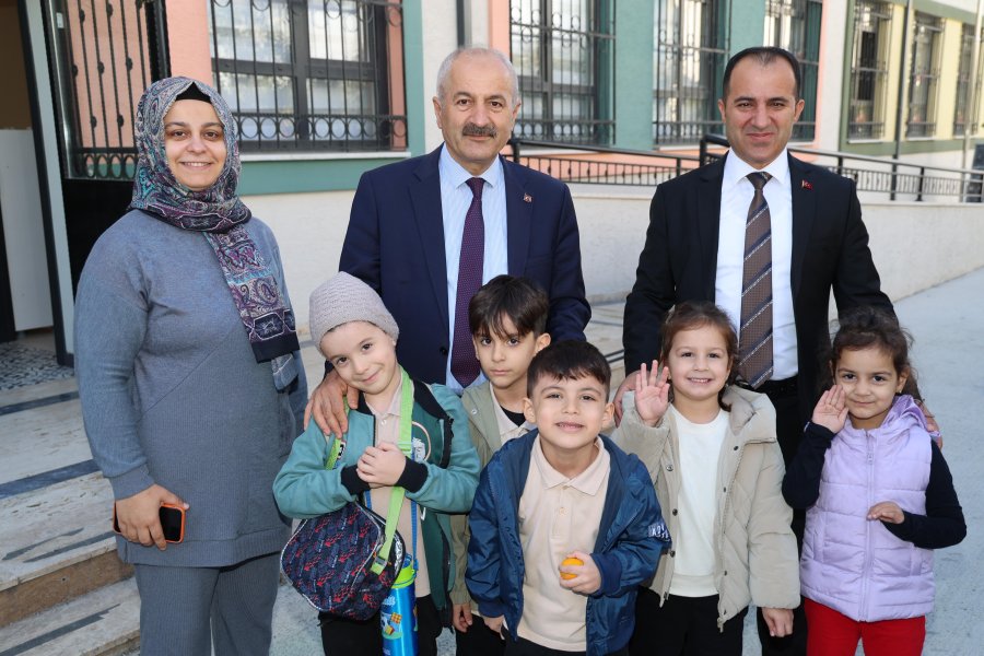 Başkan Büyükgöz Okulları Ziyaret Etti