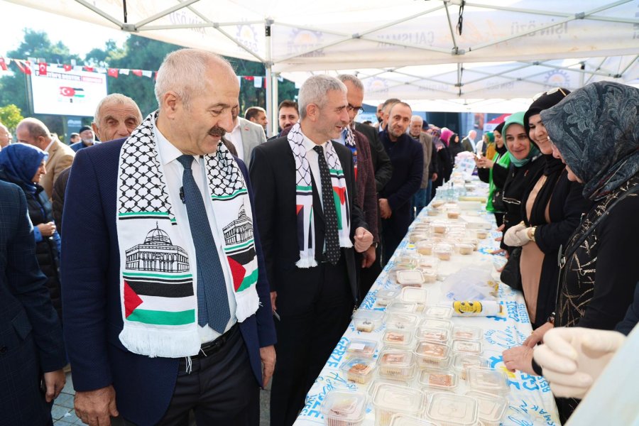 Gebze’de Filistin’e Destek Kermesi Düzenlendi