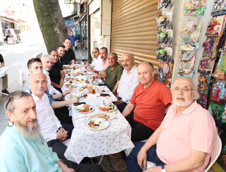 Başkan Büyükgöz Esnafla Buluştu