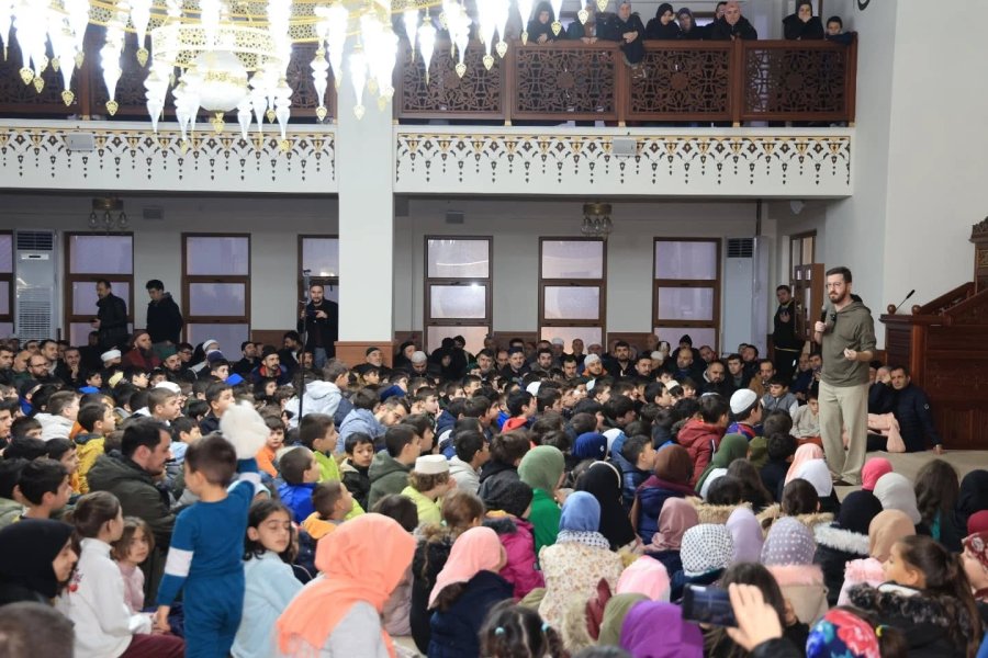 “Sertaç Abi” Gebzeli Çocuklarla Buluştu