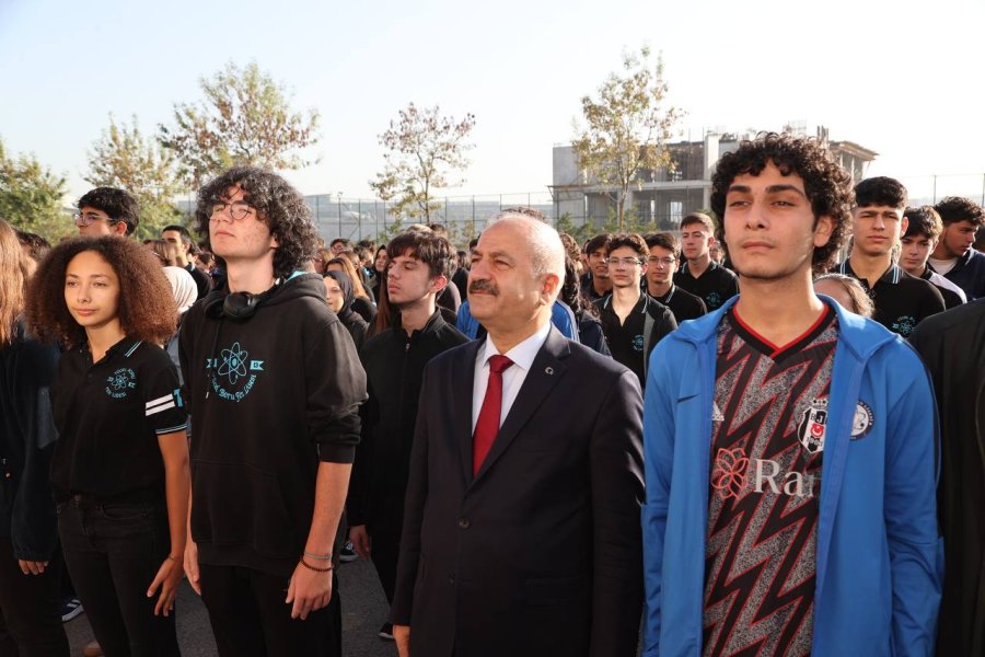 Başkan Büyükgöz Bayrak Töreninde