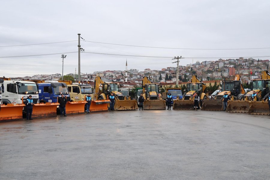 Kar Uyarısının Ardından Gebze Belediyesi Sahada