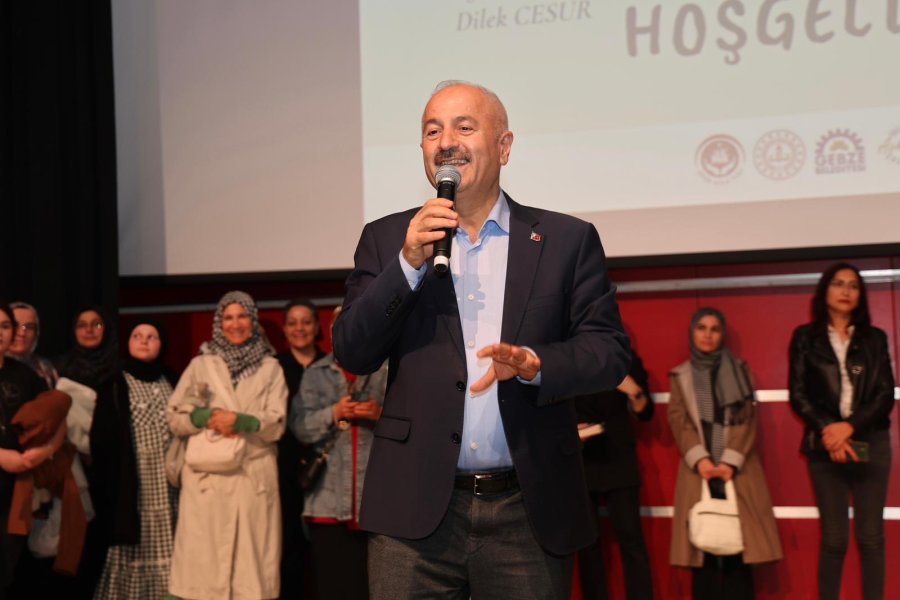 Gebze Okur Projesinde Dilek Cesur Söyleşisi Yoğun İlgi Gördü