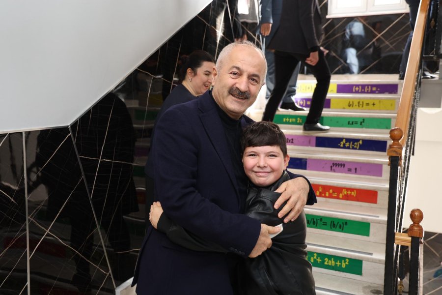 Başkan Büyükgöz ve Kaymakam Özyiğit’ten Okullara Ziyaret