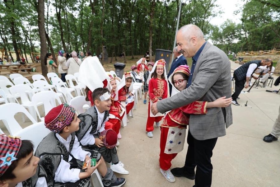 Başkan Büyükgöz, Cumaköy  Mesire’de Gençleri Ağırladı