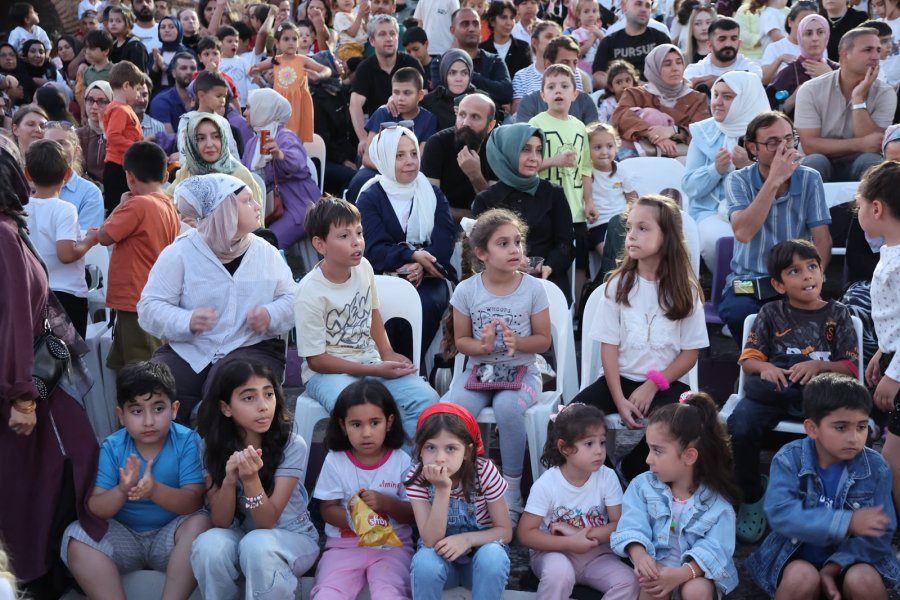 Eskihisar Kalesi'nde Çocukların Akşamı