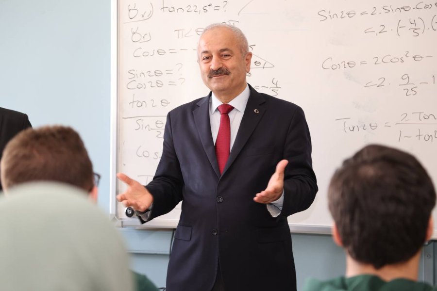 Başkan Büyükgöz Bayrak Töreninde