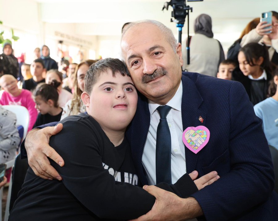 3 Aralık Dünya Engelliler Günü Gebze’de Anlamlı Programla Kutlandı