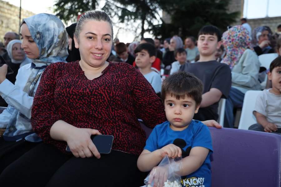 Eskihisar Kalesi’nde Çocukların Akşamı