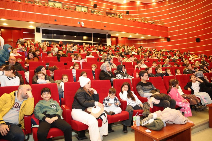 GEBZE BELEDİYESİ’NDEN ARA TATİLE ÖZEL ÇOCUK ETKİNLİKLERİ