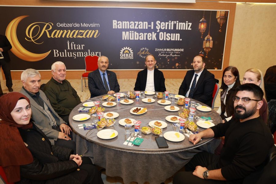 GEBZE BELEDİYESİ’NDEN ÖZEL EĞİTİM ÖĞRETMENLERİNE İFTAR