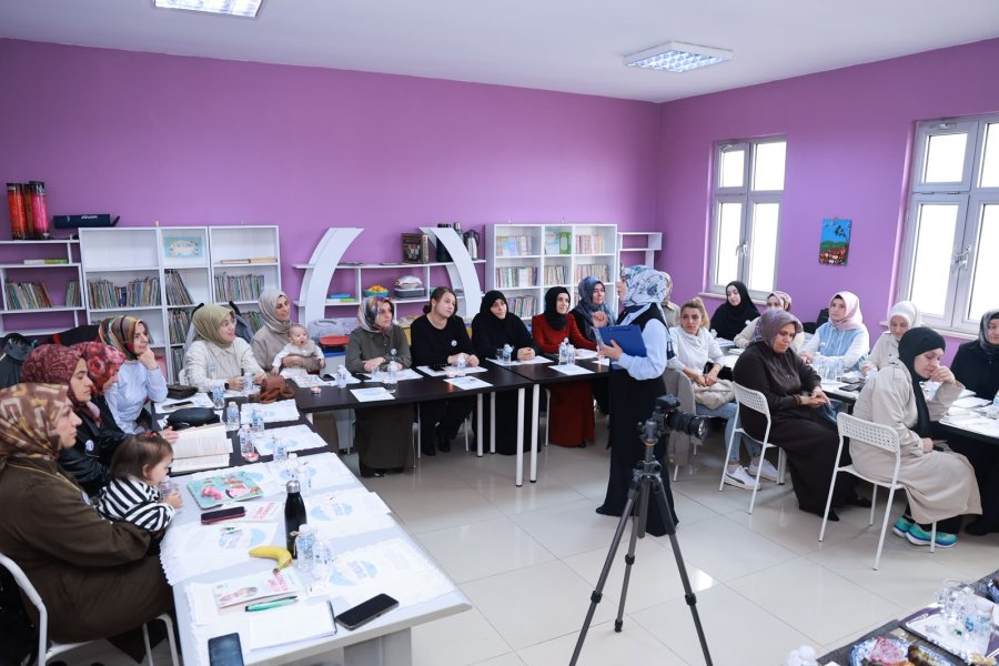Gebze Okur Projesi Kapsamında Veli ve Öğretmenlerle Buluşma