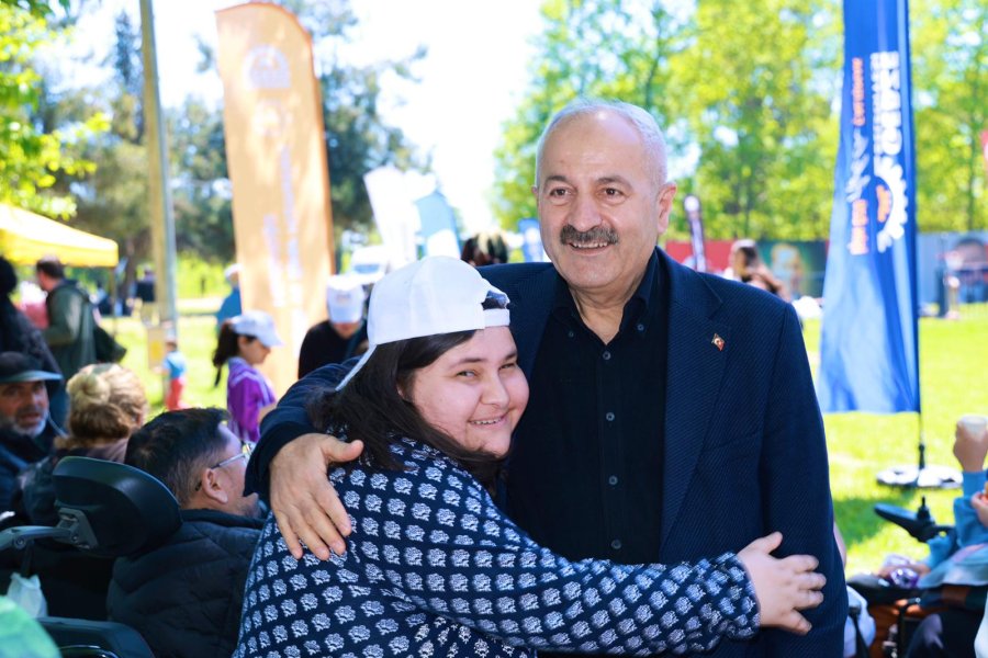 4. Enfestte Özel Bireyler Doyasıya Eğlendi