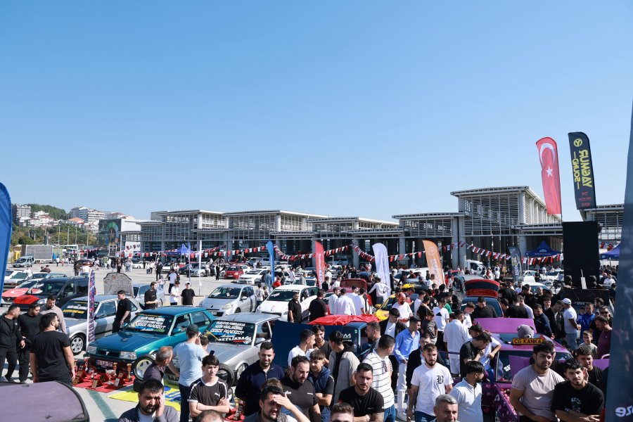 Gebze’de 3. Modifiyeli Araçlar Festivali Gerçekleştirildi