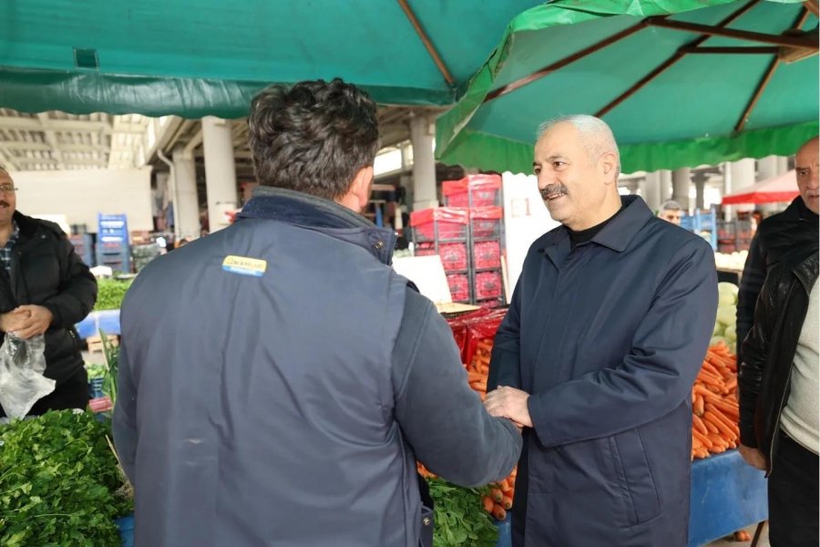Cumhur İttifakı Adayı Büyükgöz’den Pazarcı Esnaflarına Hayırlı İşler 