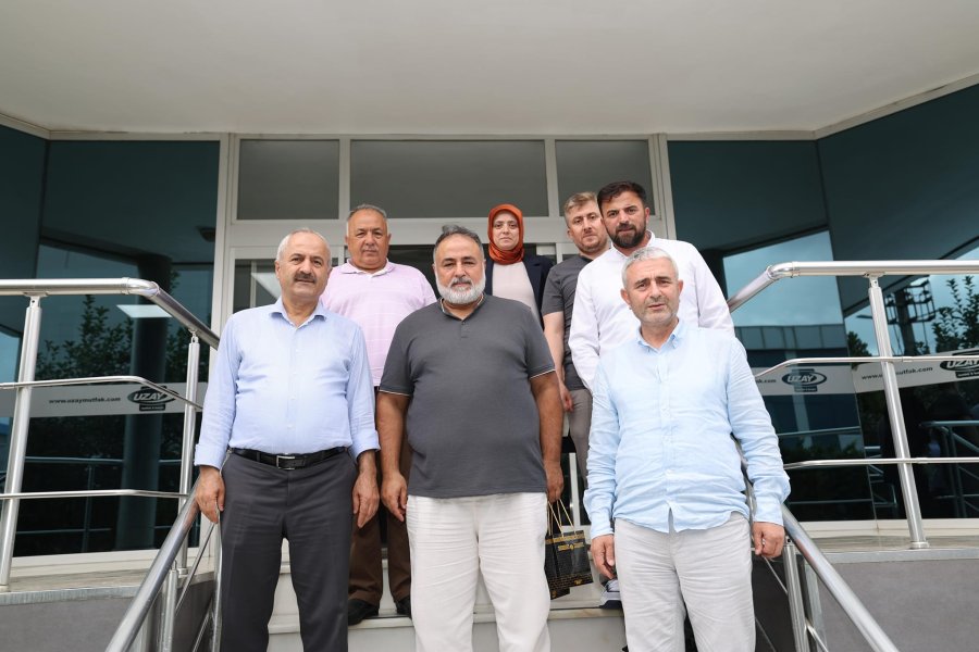 Başkan Büyükgöz’den  Gebzeli Hacılara Ziyaret