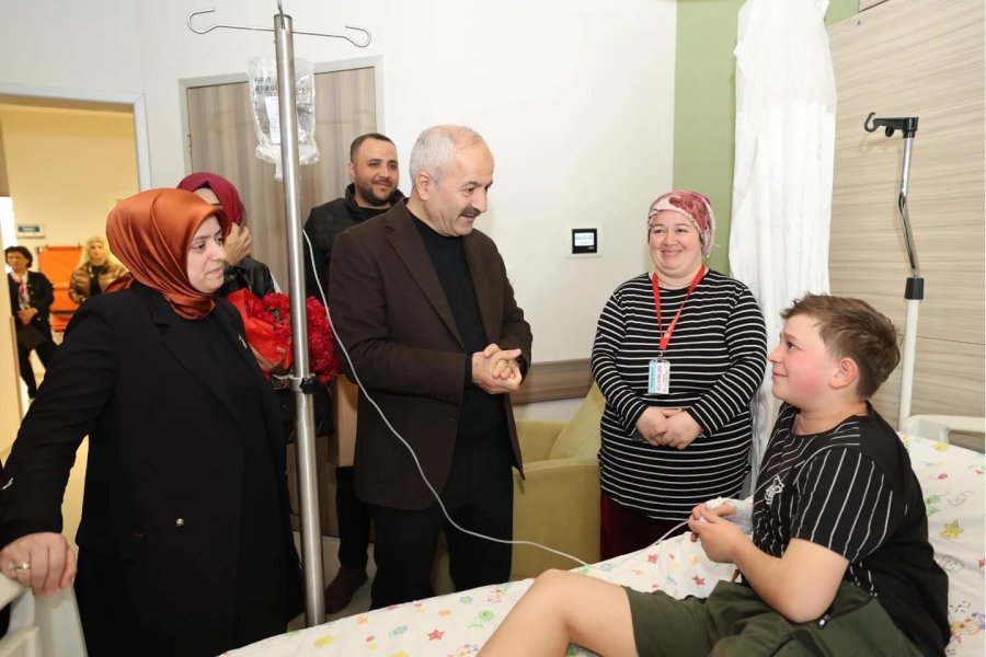 Büyükgöz’den Hastalar Moral Ziyareti 