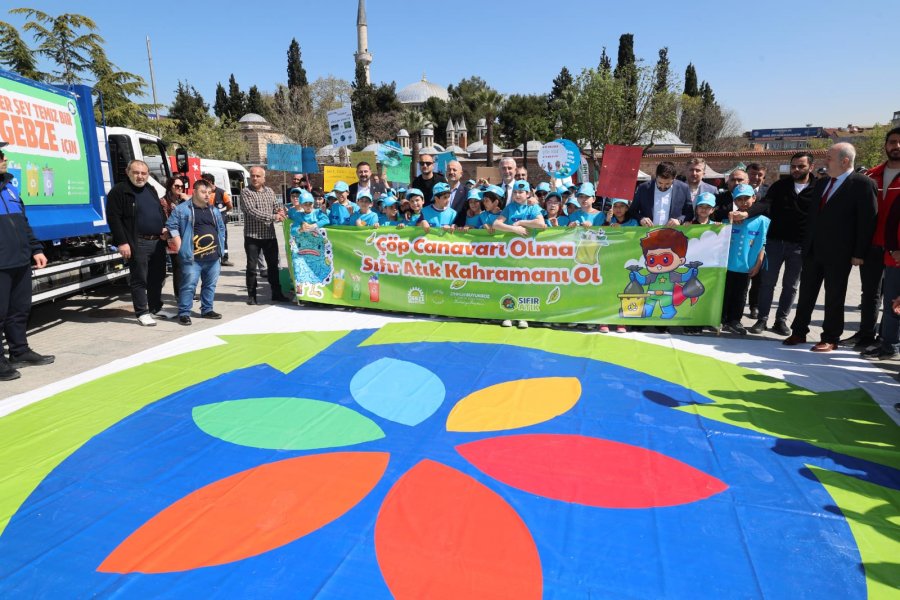 Gebze’de öğrencilerden “Sıfır Atık” Projesine destek yürüyüşü