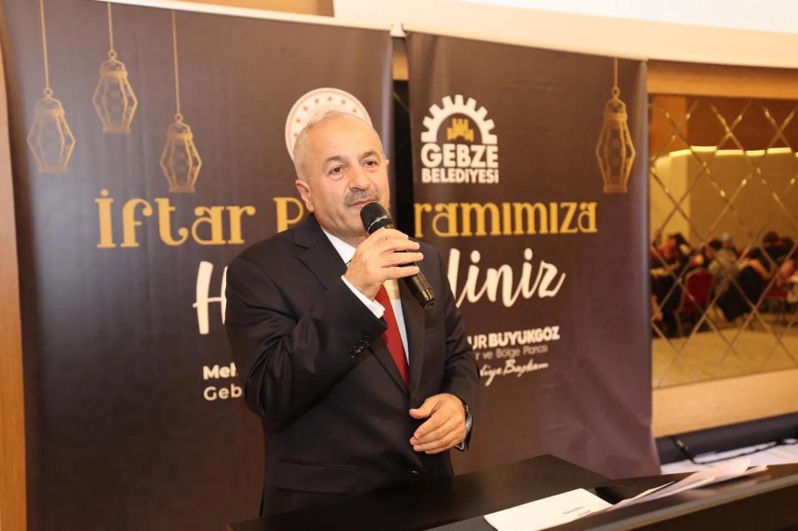 Başkan Büyükgöz yetim ve öksüzleri unutmadı   