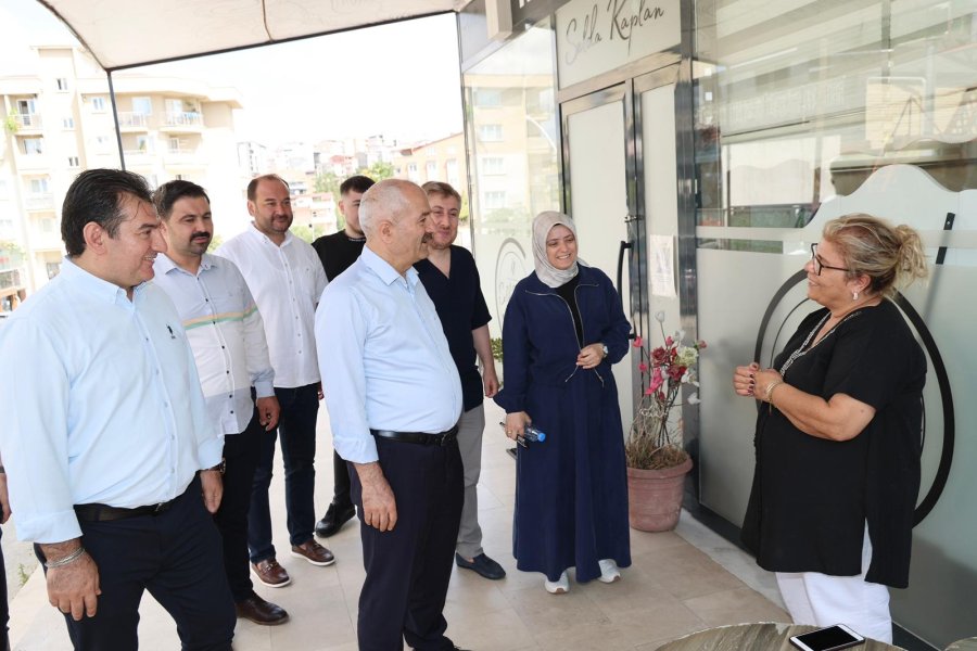 Beş Başkan Barış Mahallesi Esnafıyla Buluştu