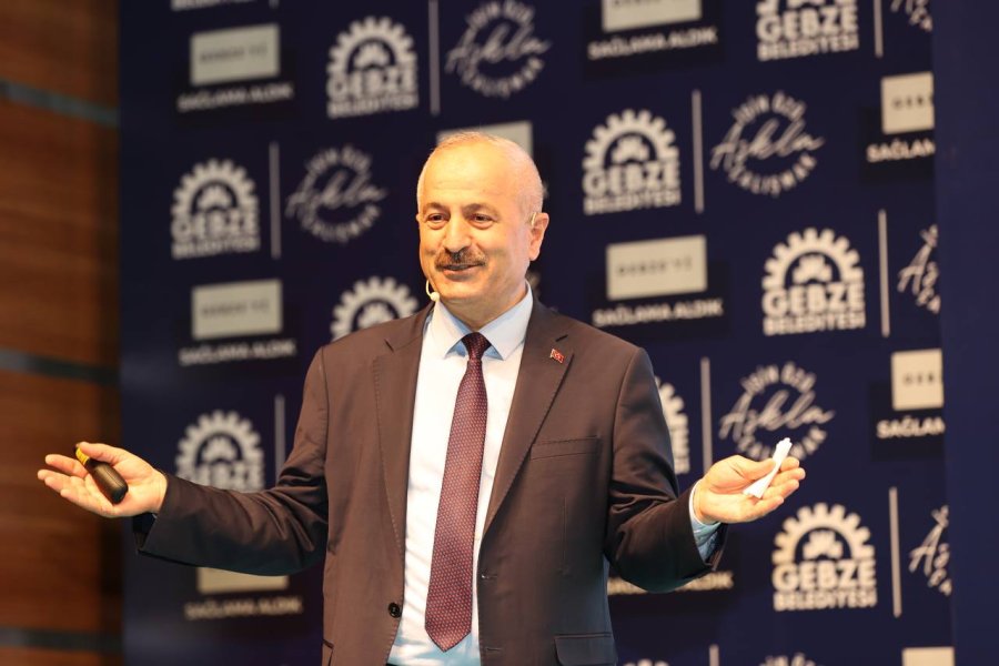 Gebze Belediyesi Hizmet ve Yatırım Dönem Toplantısında Konuşan Başkan BÜYÜKGÖZ: