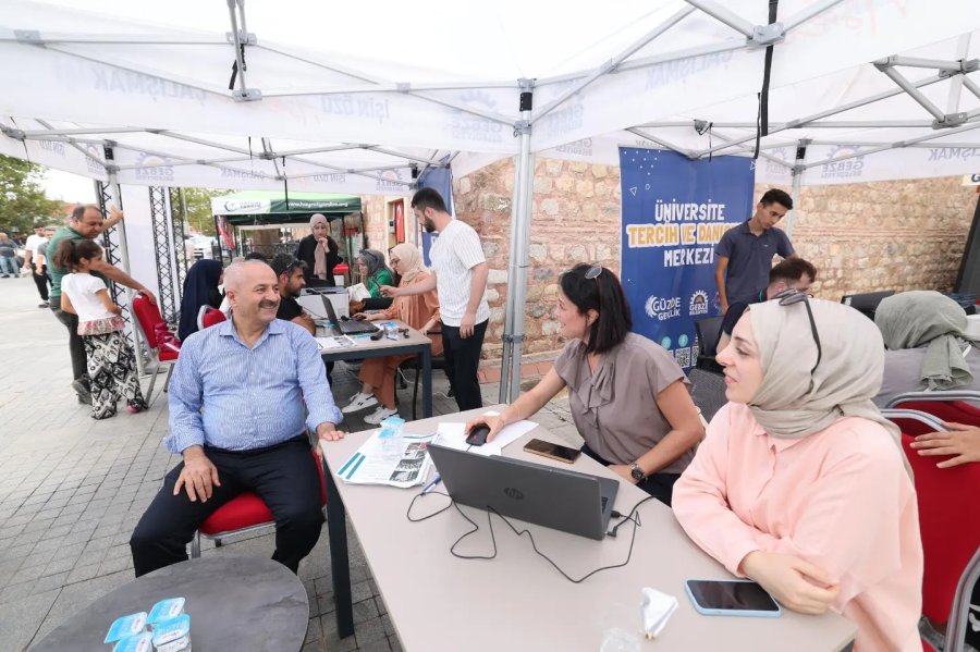 Başkan Büyükgöz, Tercih  Danışma Merkezinde 