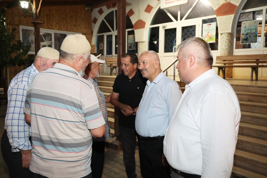 Başkan Büyükgöz Mollafenarili Vatandaşlarla Çay Sohbetinde Buluştu