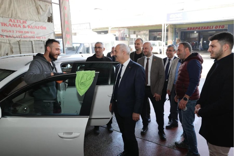 Başkan Adayı Büyükgöz K. Sanayi Esnafını Gezdi  