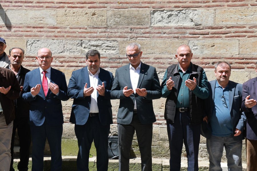 Çoban Mustafa Paşa, Vefat Yıl Dönümünde Dualar ve Etkinliklerle Anıldı