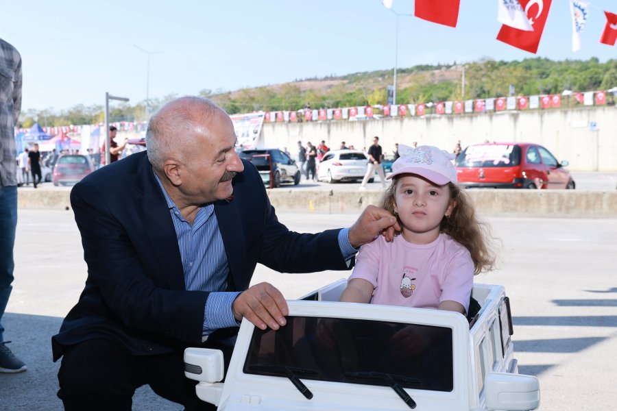 Gebze’de 3. Modifiyeli Araçlar Festivali Gerçekleştirildi