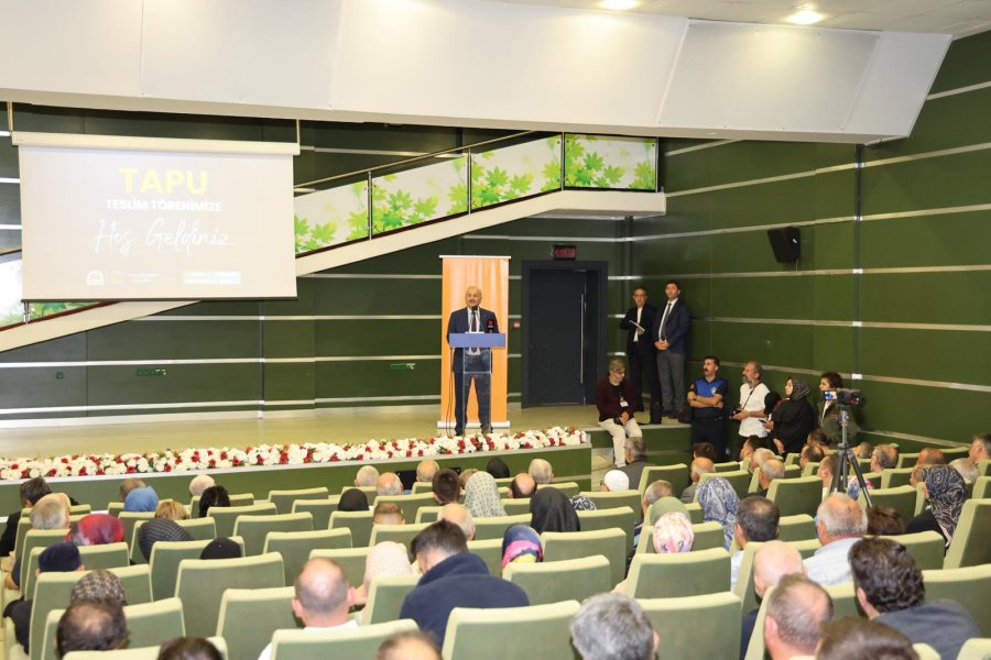 Kadıllı, Ahatlı ve Cumaköy’de 843 Hak Sahibi Tapularına Kavuştu