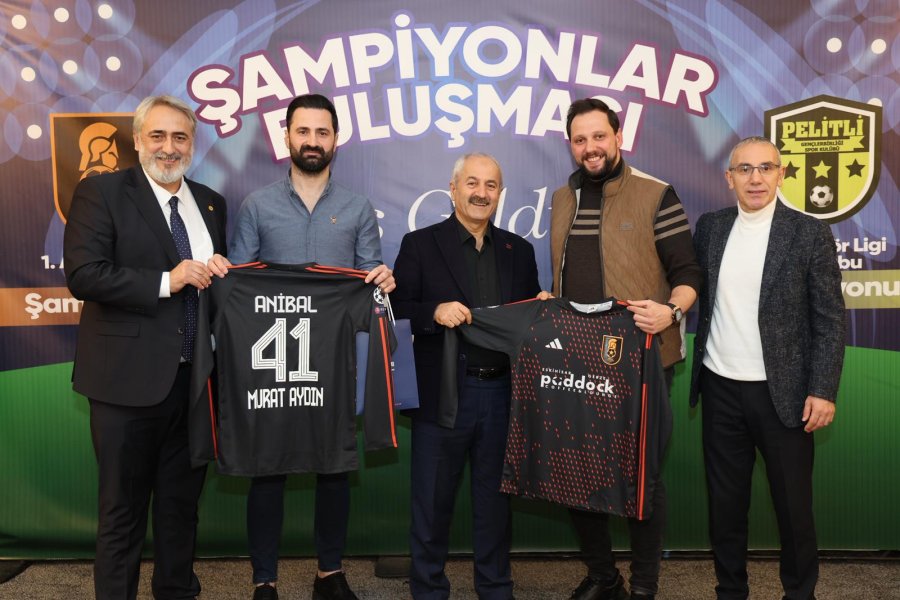 BAŞKAN BÜYÜKGÖZ ŞAMPİYONLARI AĞIRLADI