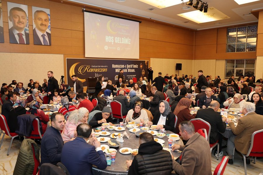 Başkan Büyükgöz Şehit Aileleri ve Gazilerle İftar Sofrasında Buluştu