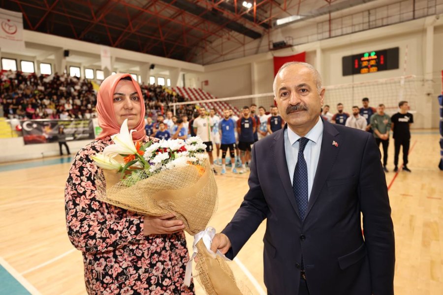 Gebze Belediyesi’nden  Şehit Sporcu İçin Vefa Turnuvası