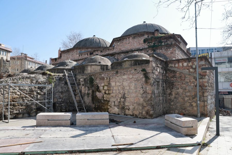 Gebze Belediyesi Tarihi Çarşı Hamamında Restorasyon Çalışmalarını Başlattı