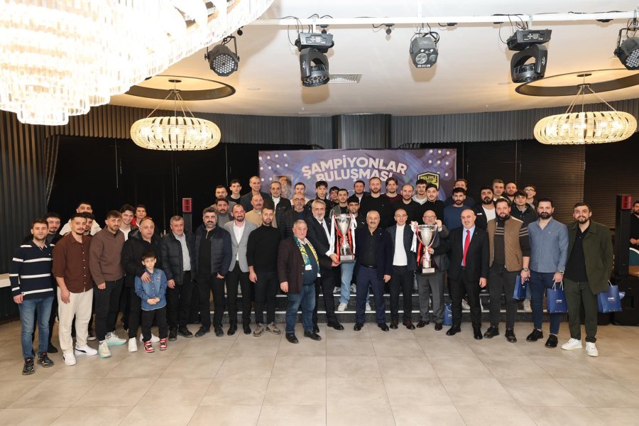 BAŞKAN BÜYÜKGÖZ ŞAMPİYONLARI AĞIRLADI