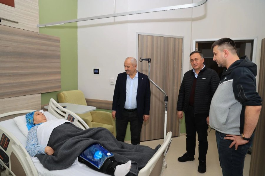 Başkan Büyükgöz’den moral ziyaretleri