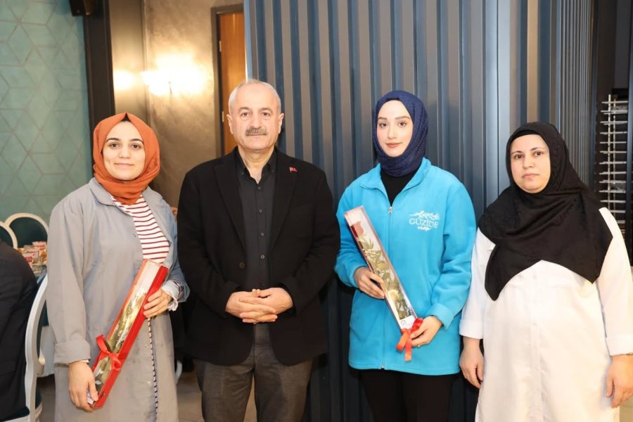 Başkan Büyükgöz İftar Programında Ağırlıyor