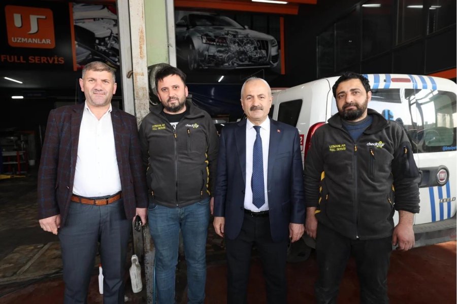 Başkan Adayı Büyükgöz K. Sanayi Esnafını Gezdi  