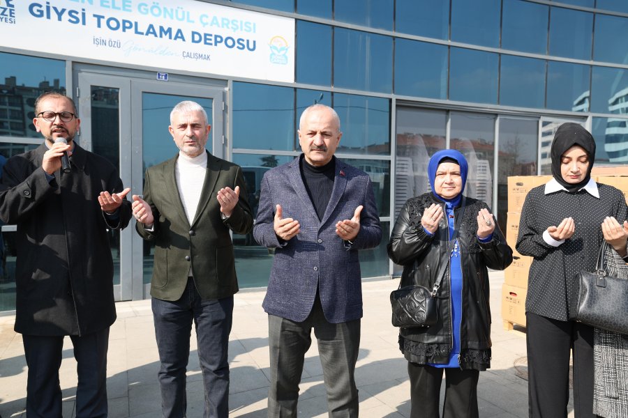 Ramazan Erzak Konvoyunu Başkan Büyükgöz Uğurladı