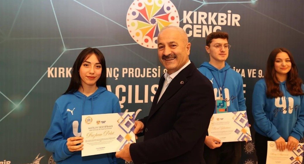 41 Genç Projesi Öğrencileri Üniversiteli Oluyor