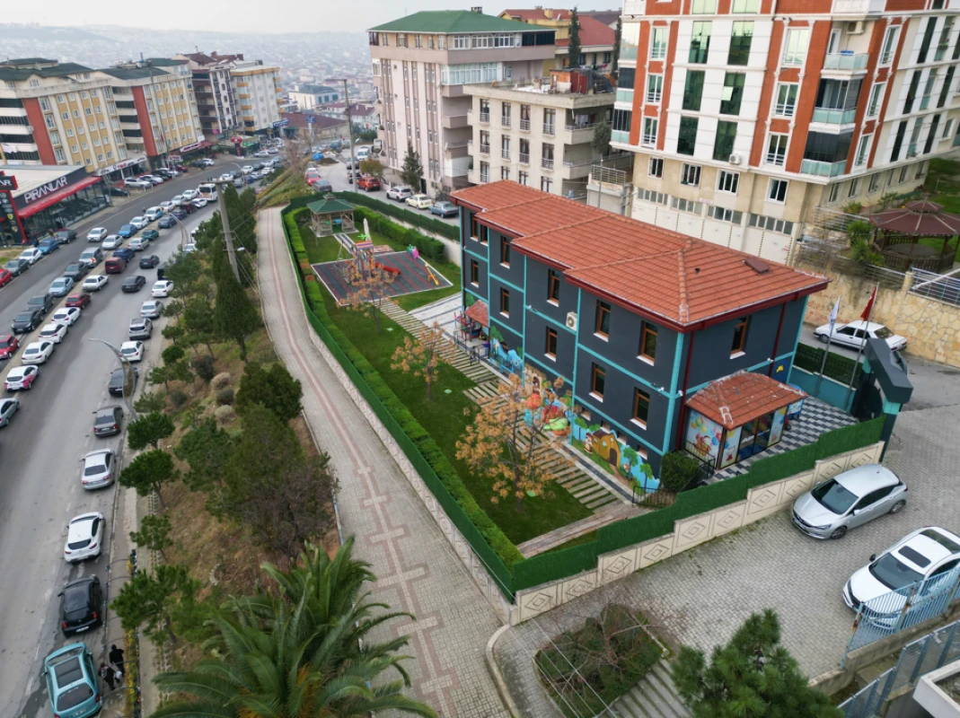 Güzide 7/24 Çocuk Bakım Evi