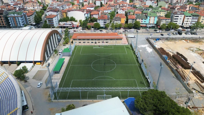 Metin Oktay Futbol Sahası Yenilemesi