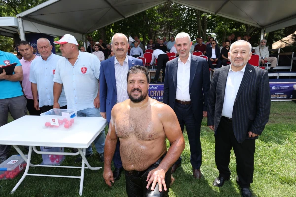 Hünkar Çayırı Yağlı Güreşleri
