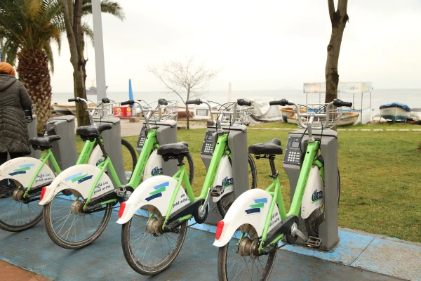 Kobis ve Bisiklet Yolları