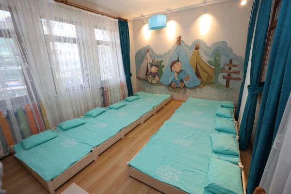Güzide 7/24 Çocuk Bakım Evi